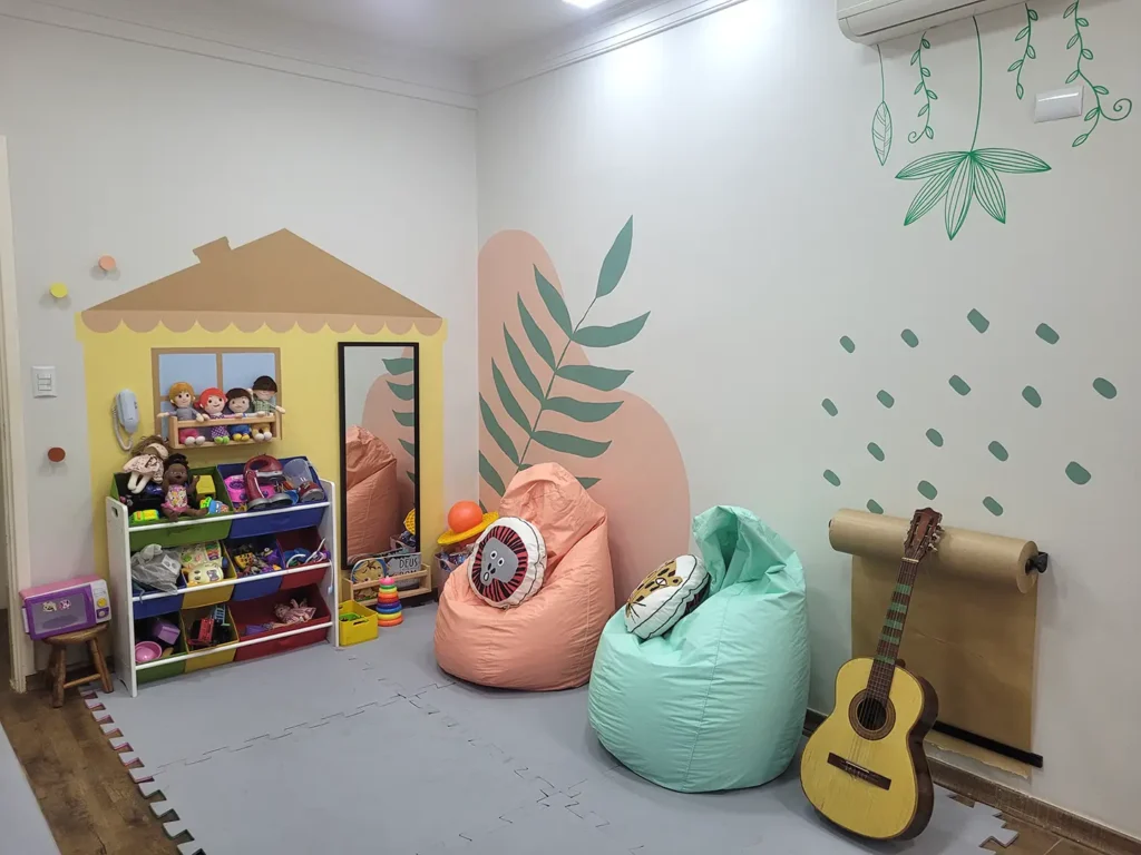 Pintura Infantil Orgânica Floral Brinquedoteca